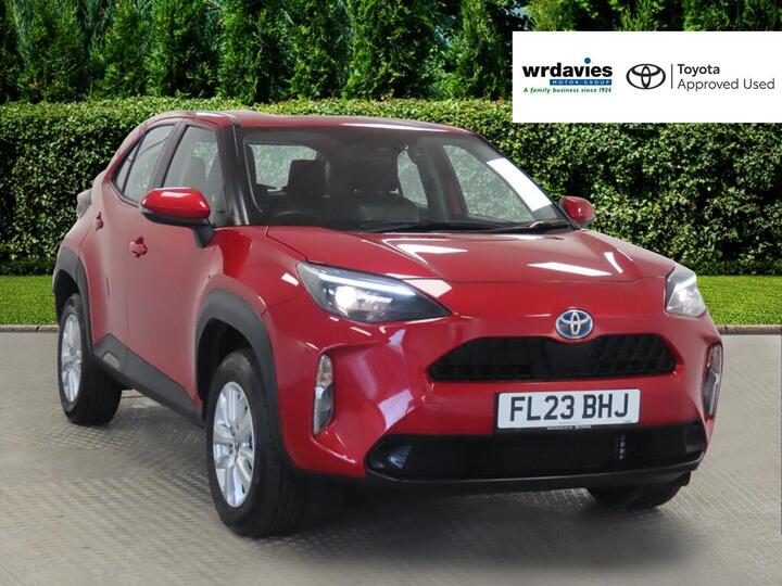 Toyota Yaris Cross 1.5 VVT-h Icon E-CVT Euro 6 (s/s) 5dr Toyota Yaris Cross 1.5 VVT-h Icon E-CVT Euro 6 (s/s) 5dr