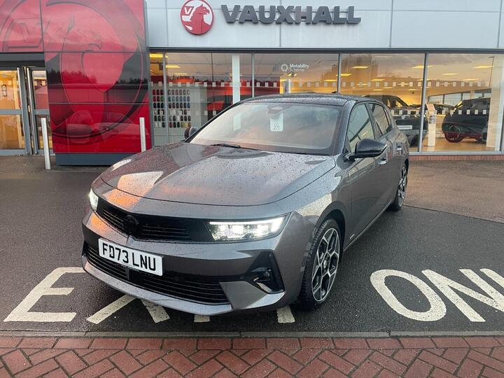 Vauxhall Astra 1.2 Turbo Ultimate Euro 6 (s/s) 5dr Vauxhall Astra 1.2 Turbo Ultimate Euro 6 (s/s) 5dr