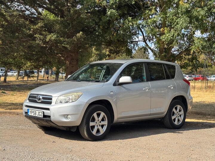 Toyota RAV4 2.2 D-4D XT-R 4WD 5dr