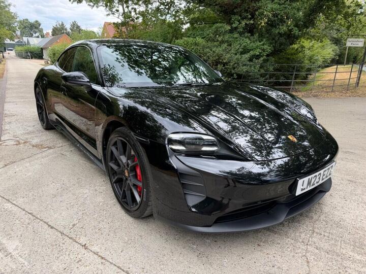 Porsche TAYCAN Performance Plus 93.4kWh GTS Auto 4WD 4dr (11kW Charger)