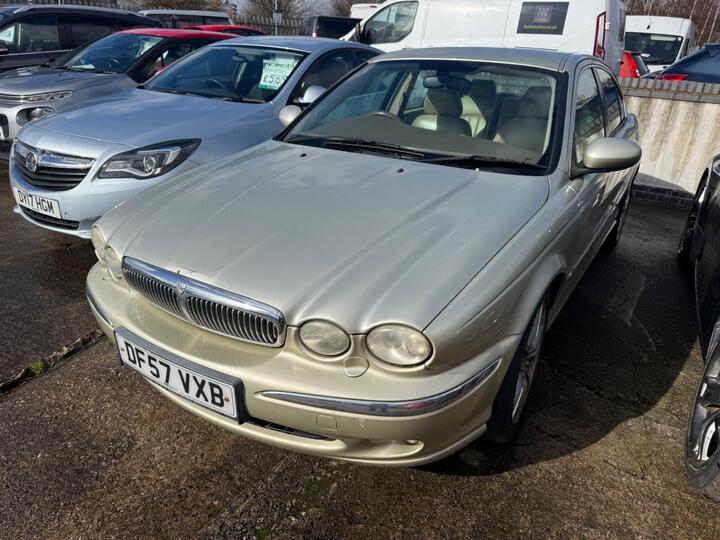 Jaguar X-Type 2.2D SE 4dr