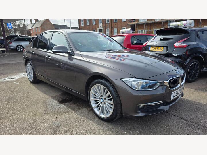 BMW 3 Series 2.0 320d Luxury Auto Euro 5 (s/s) 4dr