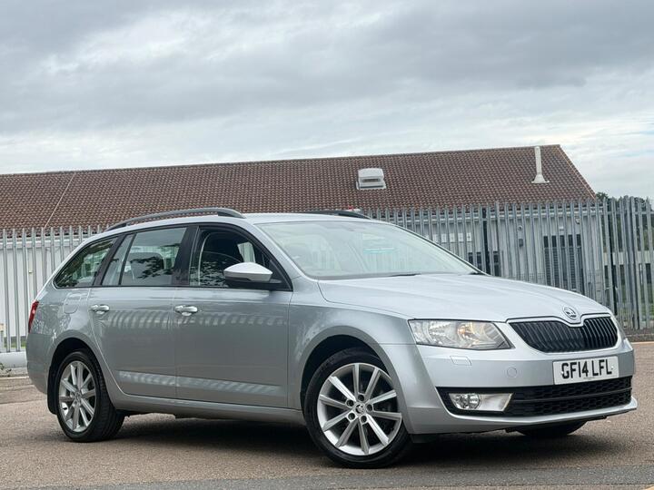Skoda Octavia 1.6 TDI Elegance Euro 5 (s/s) 5dr