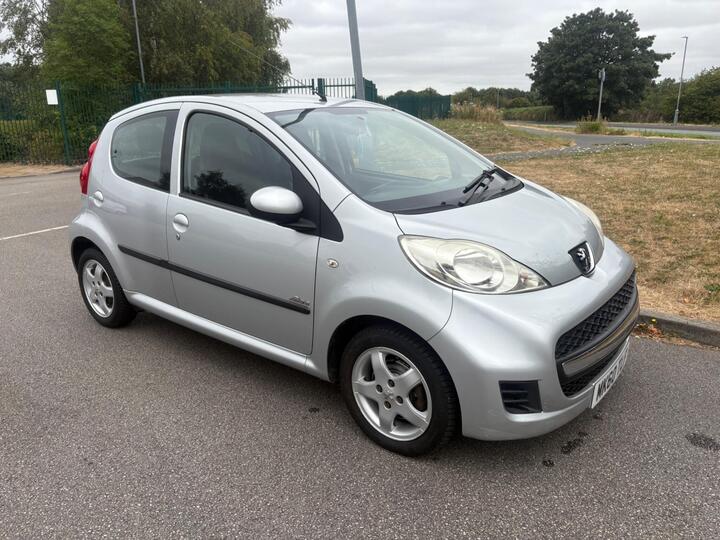 Peugeot 107 1.0 12V Allure Euro 4 5dr