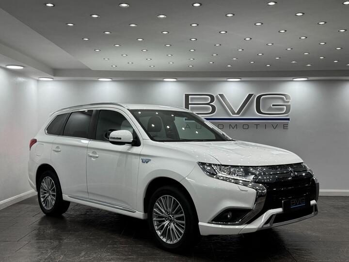 Mitsubishi Outlander 2.4h TwinMotor 13.8kWh Dynamic CVT 4WD Euro 6 (s/s) 5dr Mitsubishi Outlander 2.4h TwinMotor 13.8kWh Dynamic CVT 4WD Euro 6 (s/s) 5dr