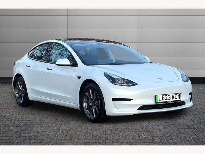 Tesla Model 3 Auto RWD 4dr