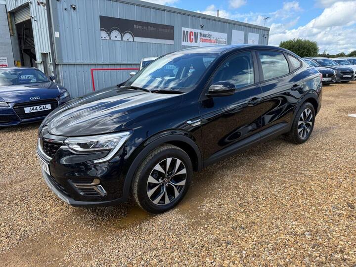 Renault ARKANA 1.3 TCe MHEV Iconic EDC 2WD Euro 6 (s/s) 5dr Renault ARKANA 1.3 TCe MHEV Iconic EDC 2WD Euro 6 (s/s) 5dr