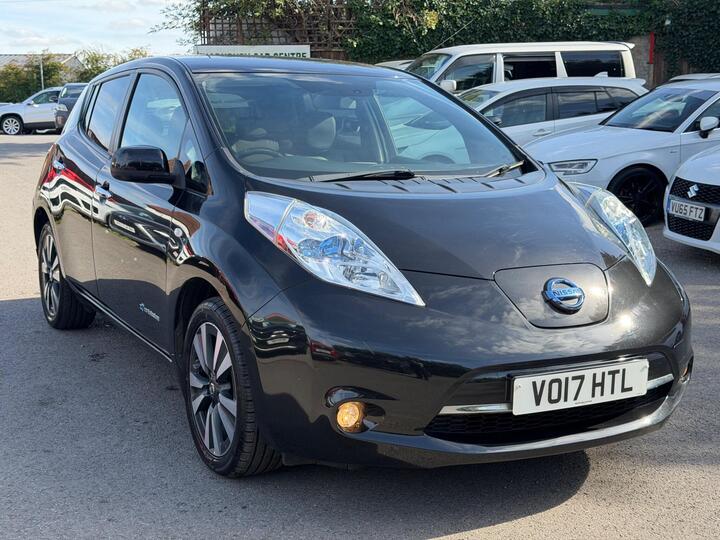 Nissan Leaf 30kWh Tekna Auto 5dr