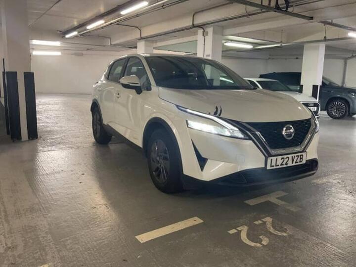 Nissan Qashqai 1.3 DIG-T MHEV Acenta Premium XTRON Euro 6 (s/s) 5dr