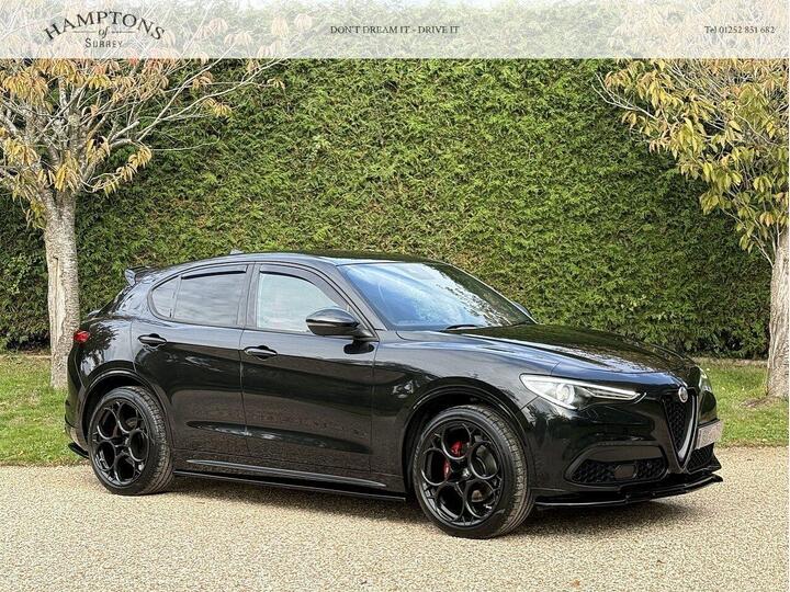 Alfa Romeo Stelvio 2.0T Veloce Auto Q4 AWD Euro 6 (s/s) 5dr Alfa Romeo Stelvio 2.0T Veloce Auto Q4 AWD Euro 6 (s/s) 5dr
