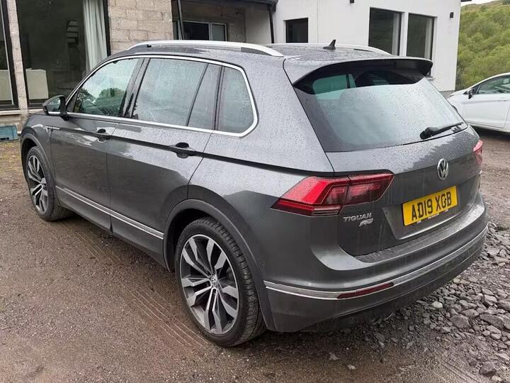 Volkswagen Tiguan 2.0 TDI R-Line Tech DSG 4Motion Euro 6 (s/s) 5dr