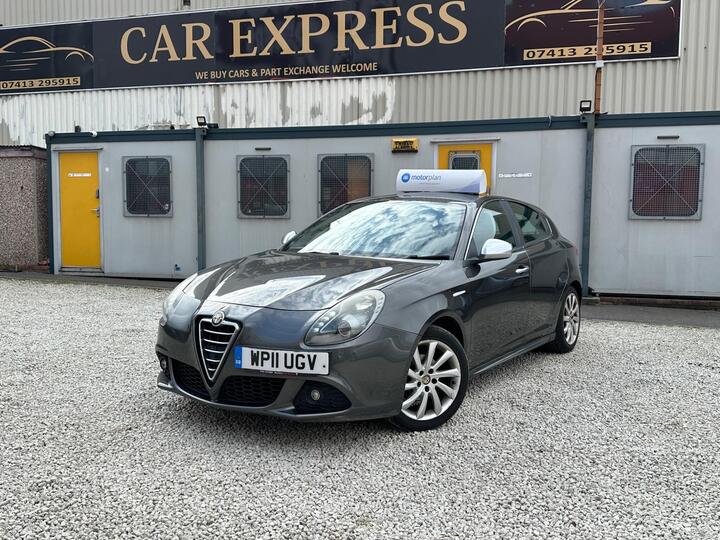 Alfa Romeo Giulietta 1.6 JTDM-2 Veloce Euro 5 (s/s) 5dr