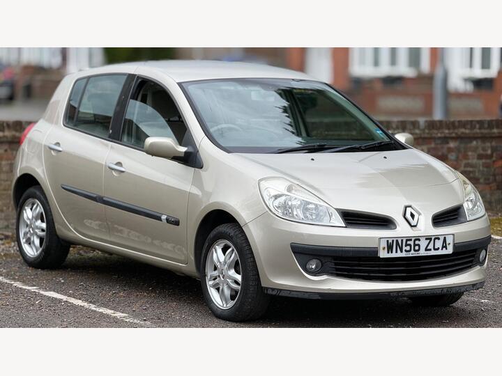 Renault Clio 1.5 DCi Privilege 5dr
