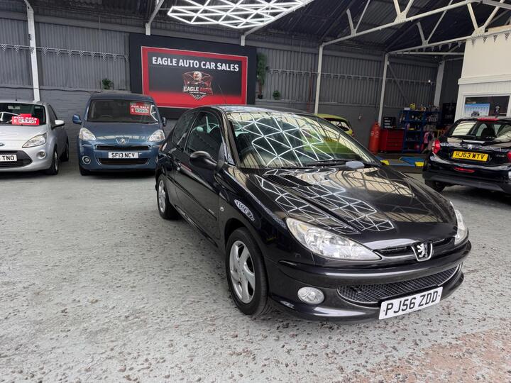 Peugeot 206 1.6 16v Look Tiptronic 3dr