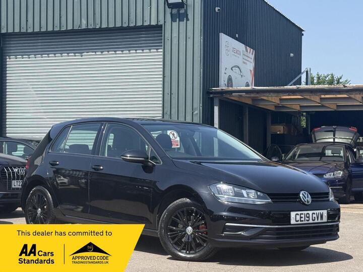Volkswagen GOLF 1.6 TDI SE Nav DSG Euro 6 (s/s) 5dr