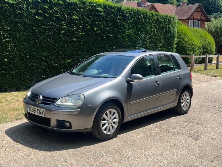 Volkswagen Golf 1.6 FSI Match 5dr