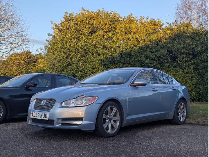 Jaguar XF 3.0d V6 Luxury Auto Euro 5 4dr