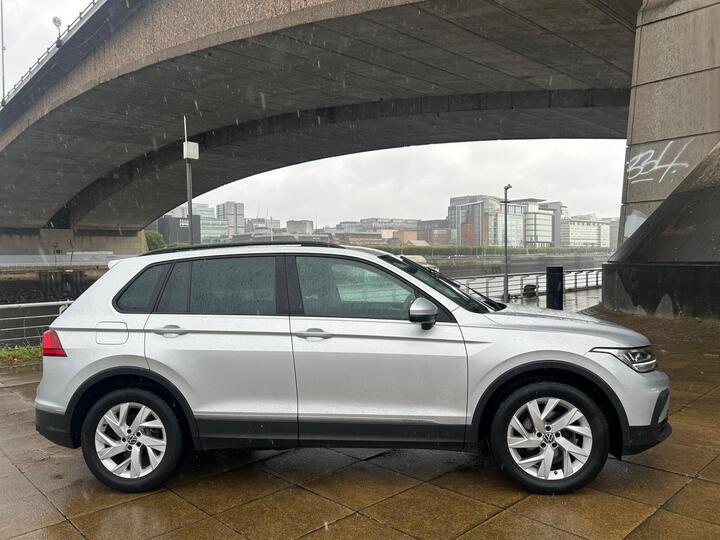 Volkswagen Tiguan 1.5 TSI Life Euro 6 (s/s) 5dr