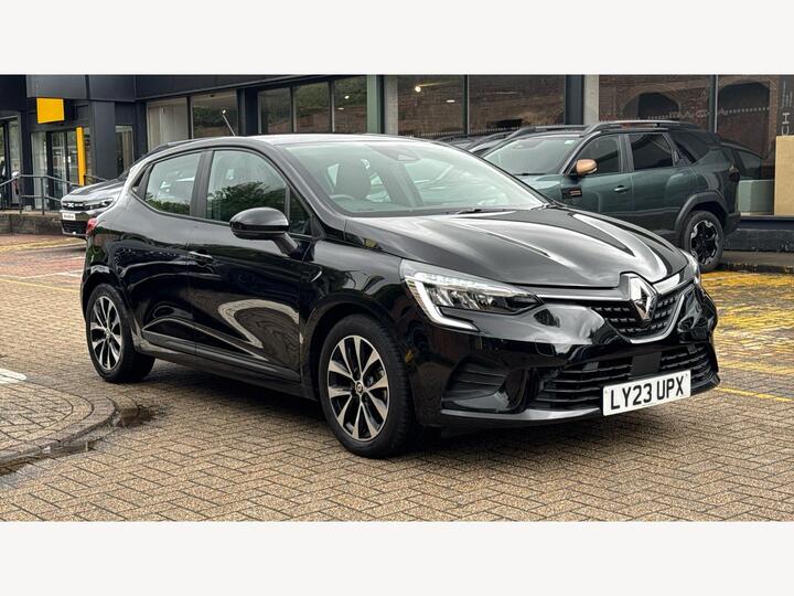 Renault Clio 1.6 E-TECH Evolution Auto Euro 6 (s/s) 5dr Renault Clio 1.6 E-TECH Evolution Auto Euro 6 (s/s) 5dr