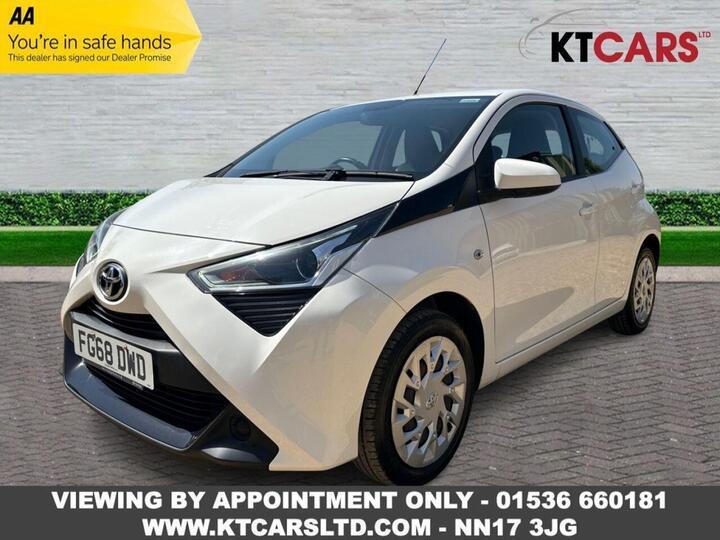 Toyota AYGO 1.0 VVT-i X-play Euro 6 5dr