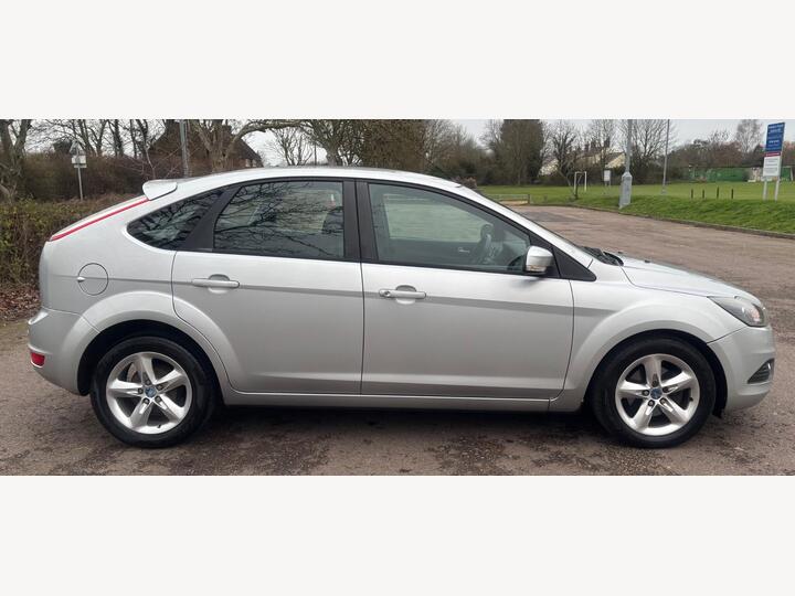 Ford Focus 1.6 TDCi DPF Zetec 5dr