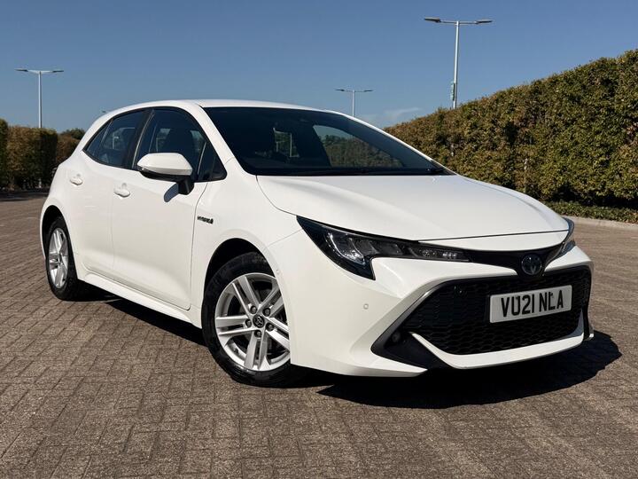 Toyota Corolla 1.8 VVT-h Icon Tech CVT Euro 6 (s/s) 5dr