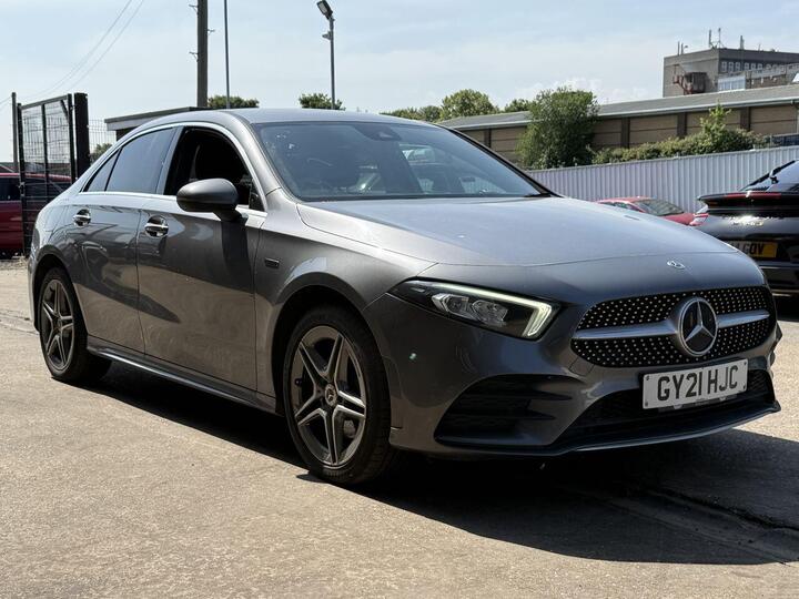 Mercedes-Benz A CLASS 1.3 A250e 15.6kWh AMG Line 8G-DCT Euro 6 (s/s) 4dr