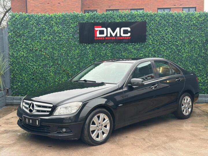 Mercedes-Benz C Class 2.1 C200 CDI BlueEfficiency Executive SE Auto Euro 5 4dr