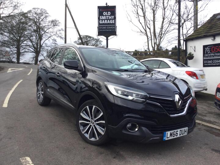 Renault Kadjar 1.6 DCi Signature Nav Euro 6 (s/s) 5dr Renault Kadjar 1.6 DCi Signature Nav Euro 6 (s/s) 5dr