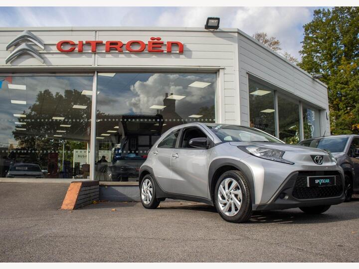 Toyota Aygo X 1.0 VVT-i Pure Euro 6 (s/s) 5dr