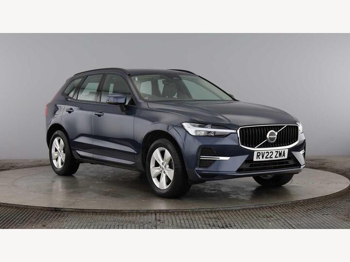 Volvo XC60 2.0 B5 MHEV Momentum Auto Euro 6 (s/s) 5dr