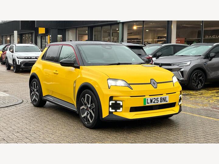 Renault 5 E-Tech Electric Urban Range 40kWh Techno Auto 5dr Renault 5 E-Tech Electric Urban Range 40kWh Techno Auto 5dr