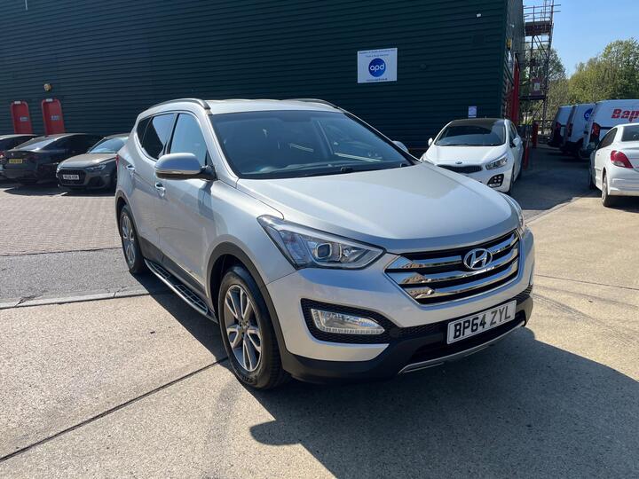 Hyundai Santa Fe 2.2 CRDi Premium 4WD Euro 5 5dr (7 Seat) Hyundai Santa Fe 2.2 CRDi Premium 4WD Euro 5 5dr (7 Seat)