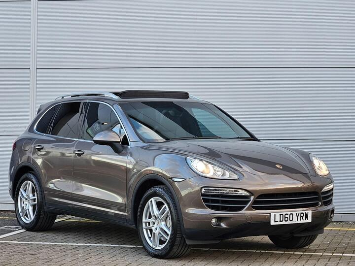 Porsche Cayenne 3.0h V6 S TiptronicS 4WD Euro 5 (s/s) 5dr