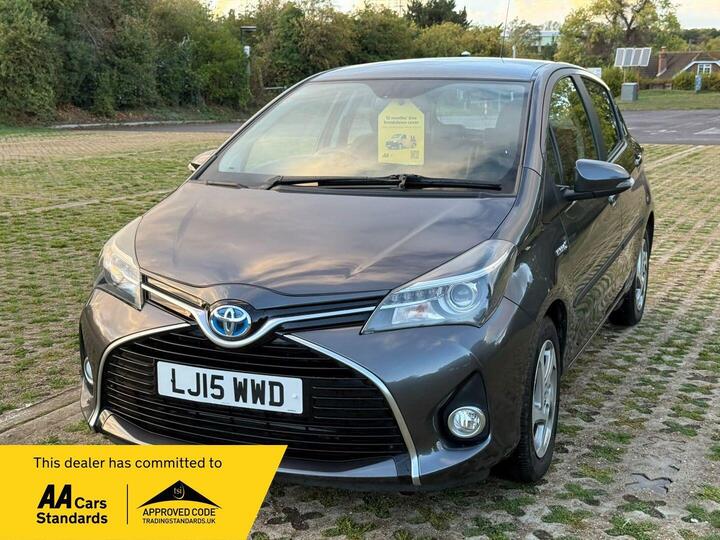 Toyota Yaris 1.5 VVT-h Excel E-CVT Euro 6 5dr (15in Alloy)