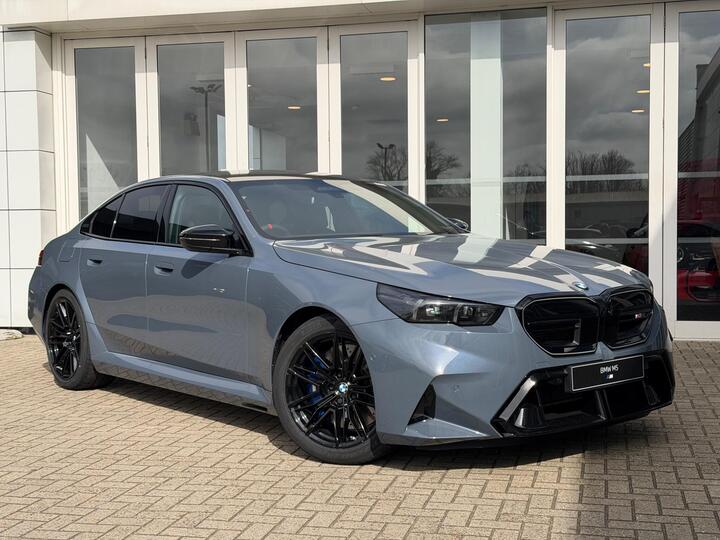 BMW M5 4.4 22.1kWh Steptronic XDrive Euro 6 (s/s) 4dr