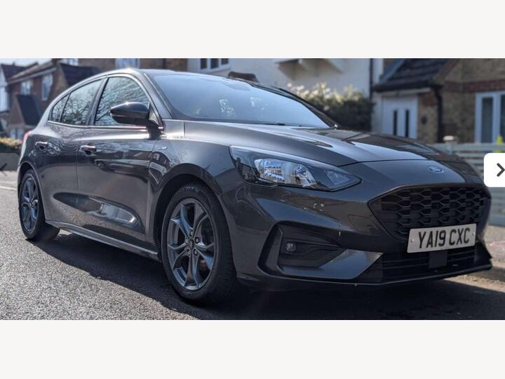 Ford FOCUS 1.0T EcoBoost ST-Line Euro 6 (s/s) 5dr