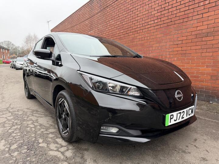 Nissan Leaf 39kWh Acenta Auto 5dr