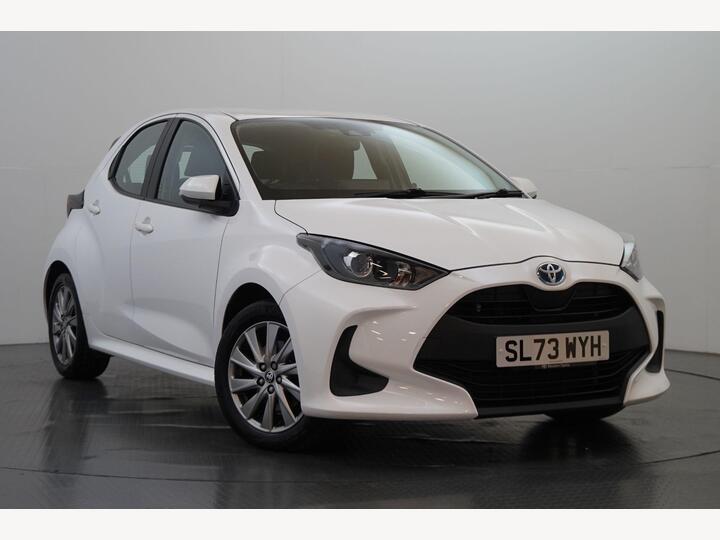 Toyota Yaris 1.5 VVT-h Icon E-CVT Euro 6 (s/s) 5dr