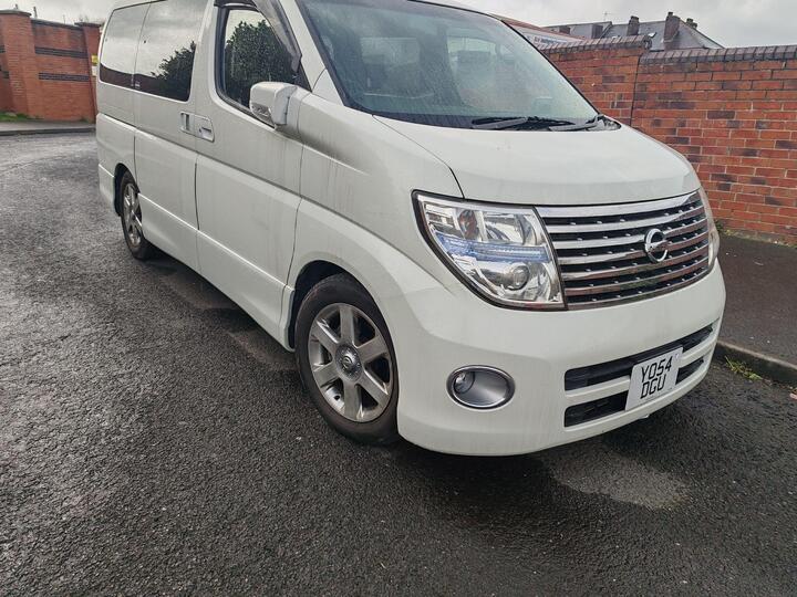 Nissan Elgrand 4wd 3500cc High Way Star
