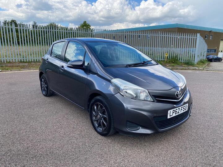 Toyota Yaris 1.33 Dual VVT-i TR Multidrive S Euro 5 5dr