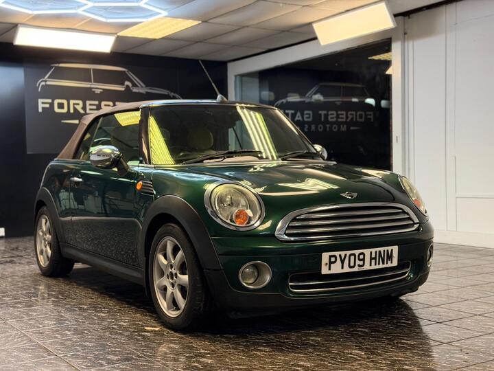 MINI Convertible 1.6 Cooper Euro 4 2dr