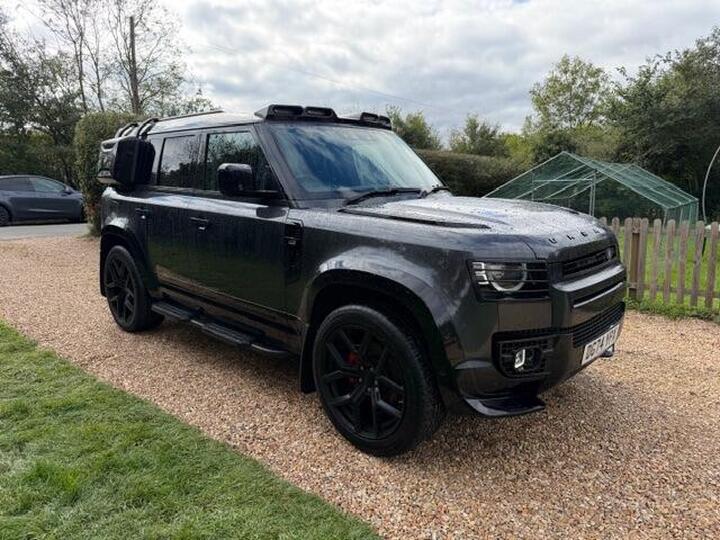 Land Rover Defender 110 3.0 D250 MHEV X-Dynamic SE Auto 4WD Euro 6 (s/s) 5dr