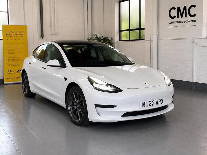Tesla Model 3 Standard Range Plus Auto RWD 4dr