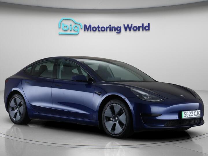 Tesla Model 3 Standard Range Plus Auto RWD 4dr