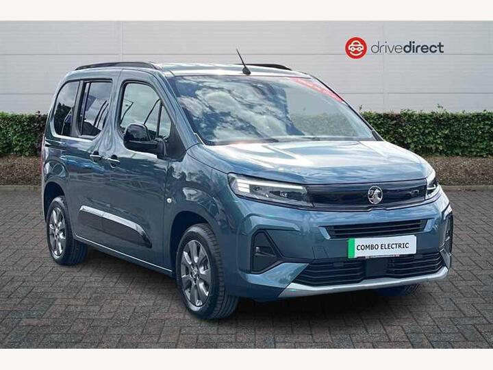 Vauxhall COMBO LIFE Electric 50kWh Ultimate Auto 5dr (7.4kW Charger) Vauxhall COMBO LIFE Electric 50kWh Ultimate Auto 5dr (7.4kW Charger)