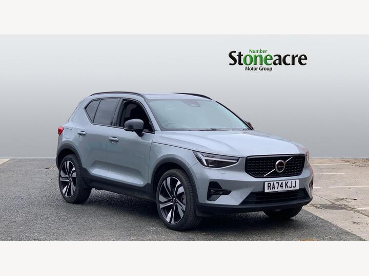 Volvo XC40 2.0 B3 MHEV Ultra Dark DCT Auto Euro 6 (s/s) 5dr