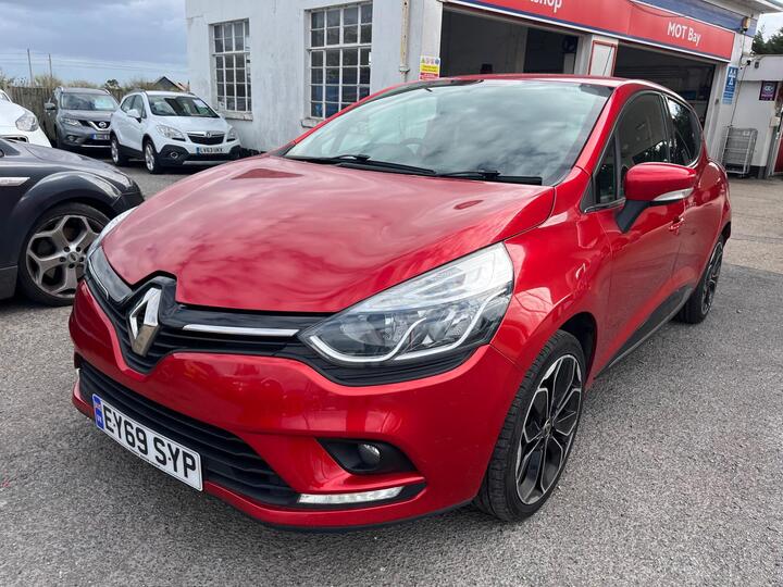 Renault Clio 0.9 TCe Iconic Euro 6 (s/s) 5dr