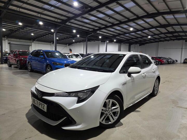 Toyota Corolla 1.8 VVT-h Icon Tech CVT Euro 6 (s/s) 5dr