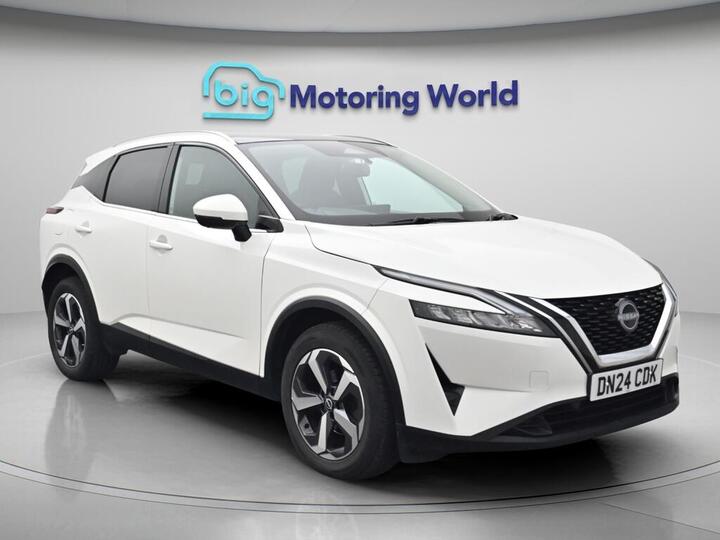 Nissan Qashqai 1.3 DIG-T MHEV N-Connecta XTRON Euro 6 (s/s) 5dr